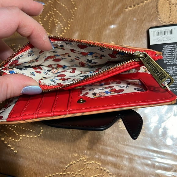 Disney Loungefly Pinocchio Wallet - Picture 5 of 6
